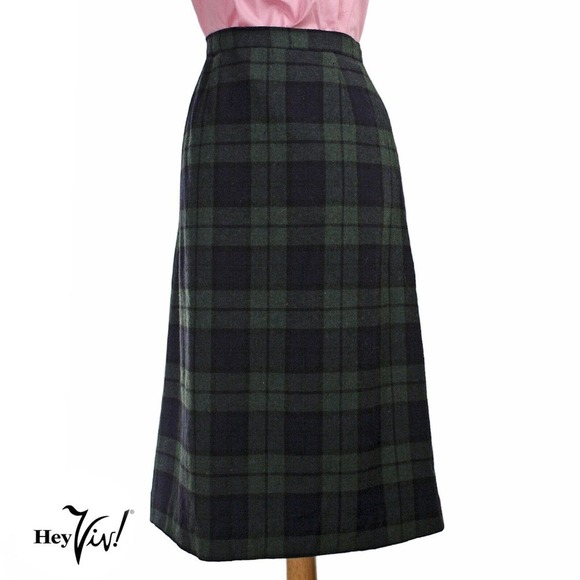Vintage Green Navy Blue Plaid A Line Skirt Fully Lined Size M W29 L28 - Hey Viv - Picture 1 of 5